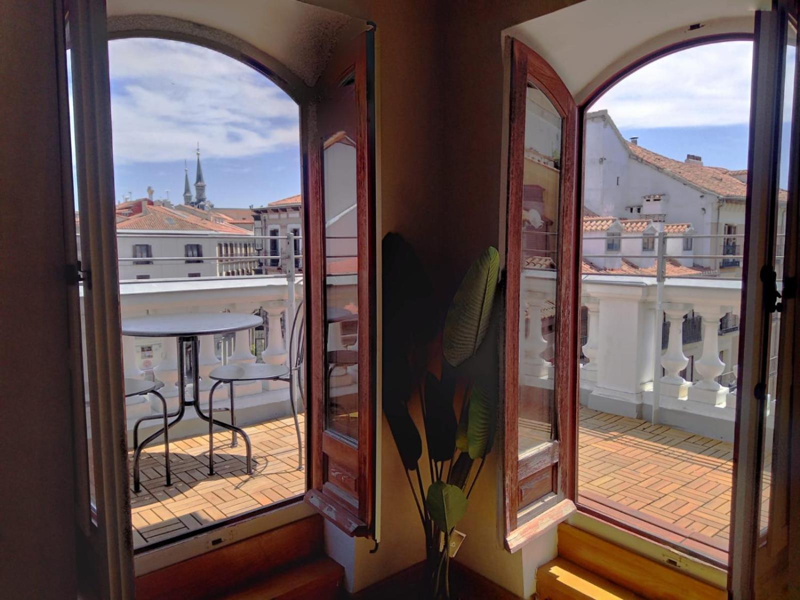 Aparthotel Ardmadrid Centro Room photo
