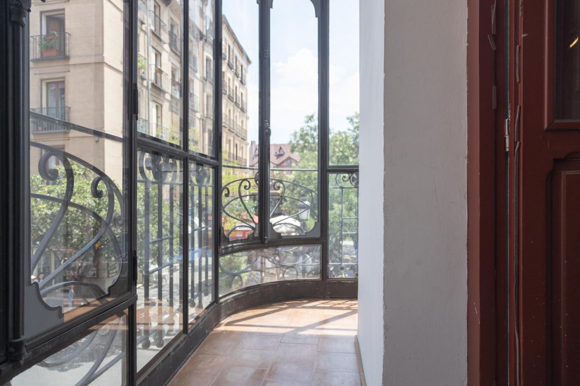 Aparthotel Ardmadrid Centro Exterior photo
